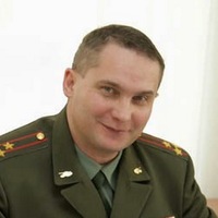 Денис Леонов